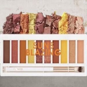 Suns Blazing Flower Beauty Eyeshadow Palette NEW